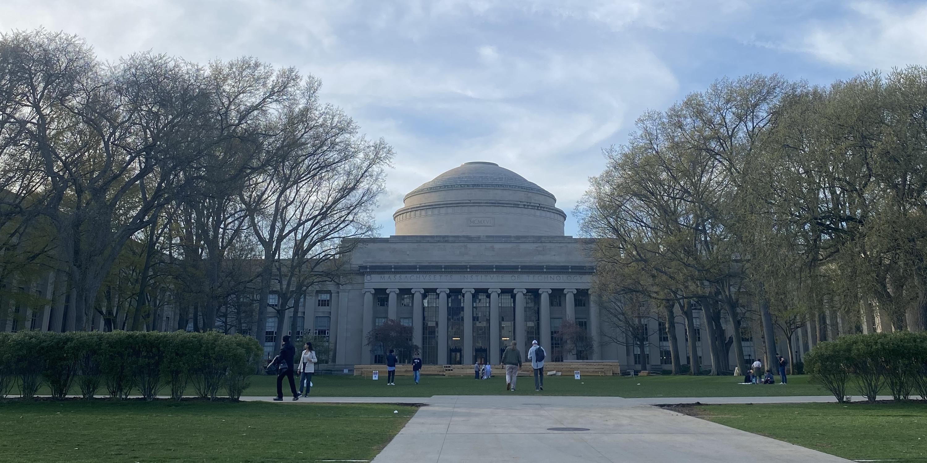 Massachusetts Institute of Technology (MIT)